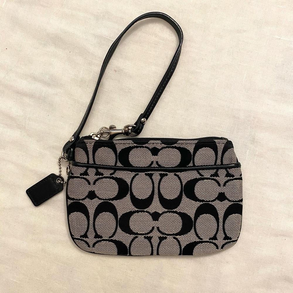 Vintage Coach Signature Black and Cream Wristlet